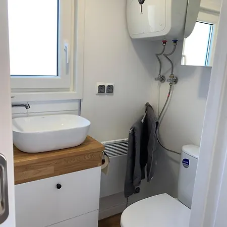 Unique Tiny House Apartment *